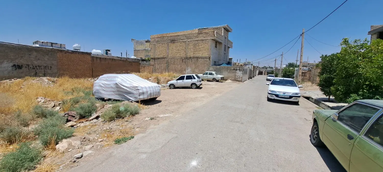 زمین با مجوز دستخضر