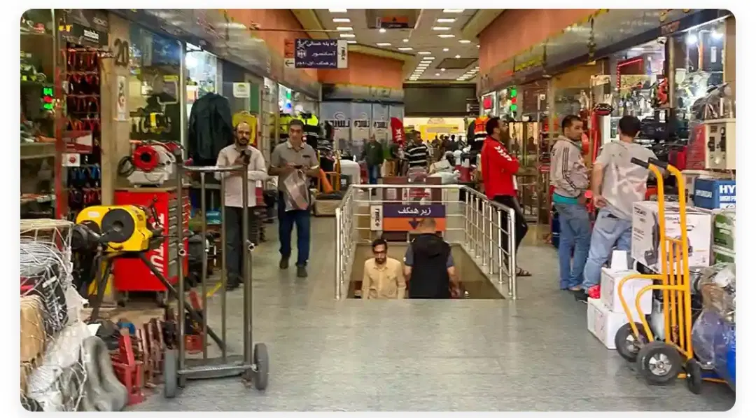 معاوضه دو باب مغازه با آپارتمان یا خانه کلنگی