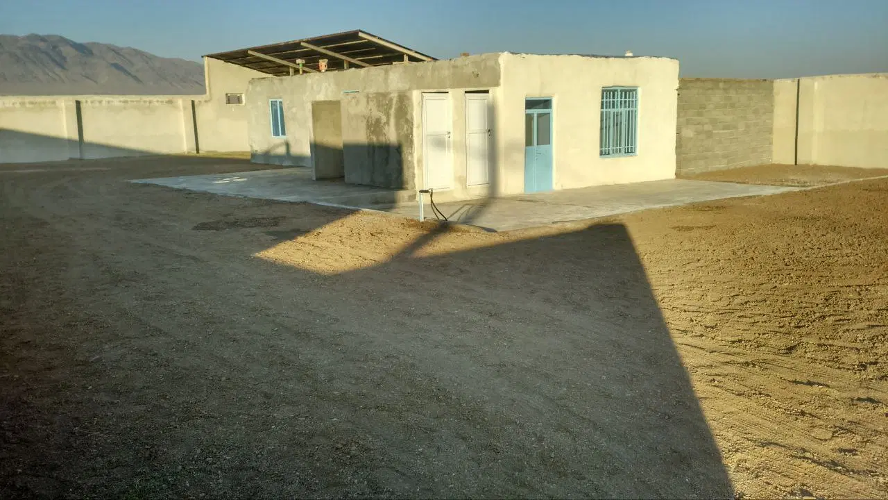 زمین۱۸۹۰متری