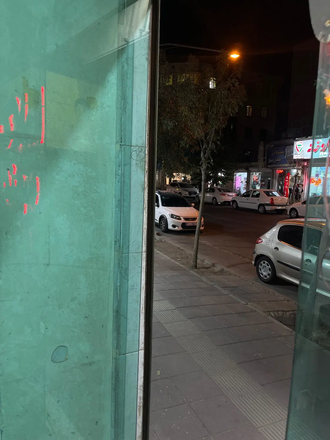 تجاری ۴۰ متر