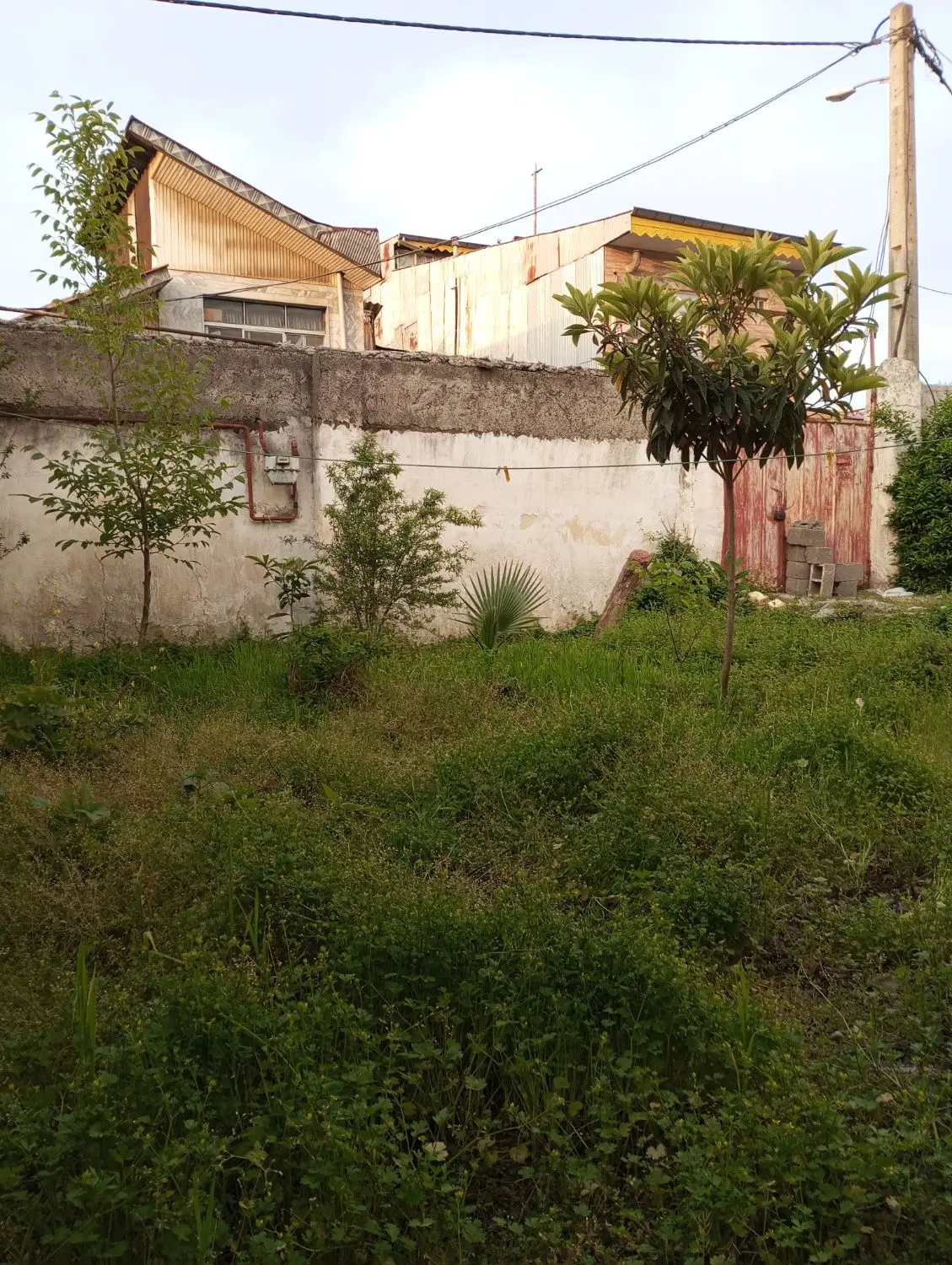 ۲۳۵ متر خونه باغ سنتی در مسیر رشت به جیرده