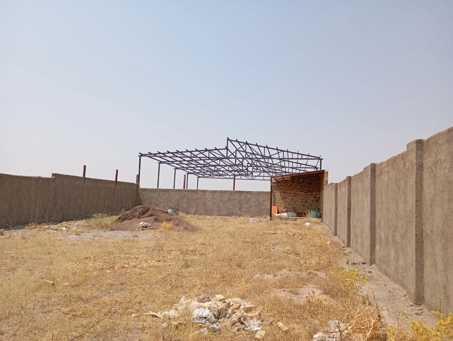 چهار دیواری.چند منظوره