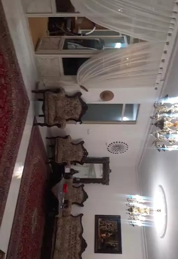 تک واحدی .طبقه دوم.