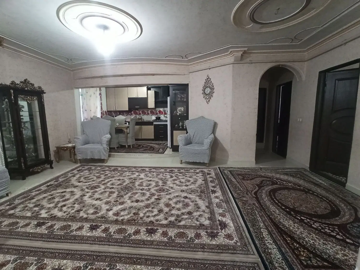 فروش واحد ۹۵ متری تک واحدی در دادگستری
