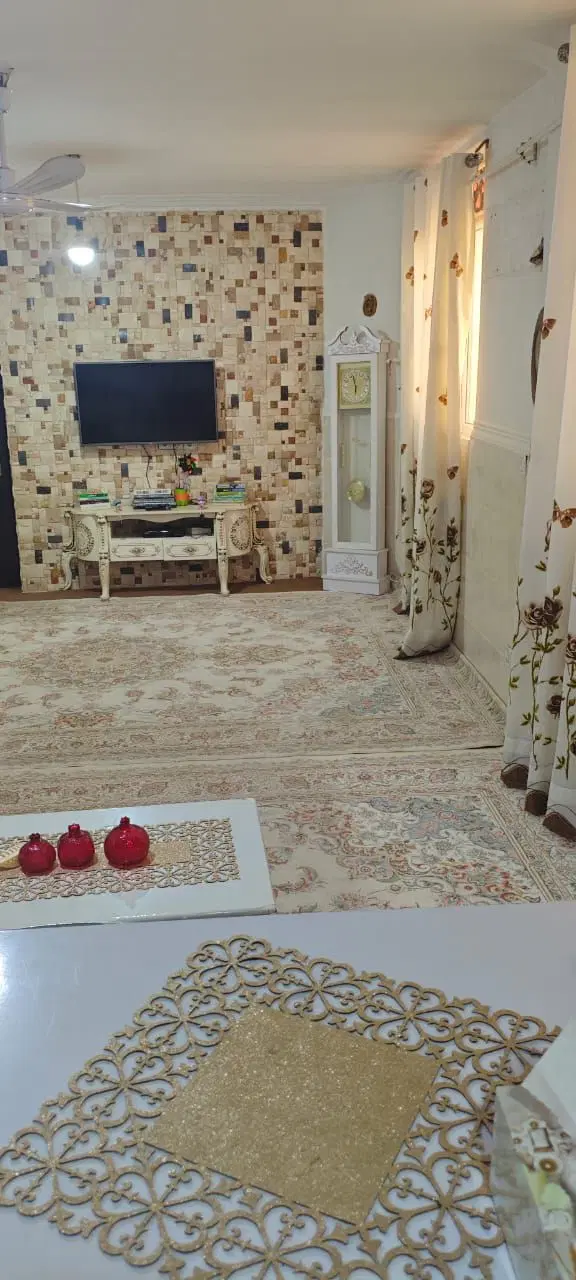 فروش آپارتمان فاز 6 طبقه دوم