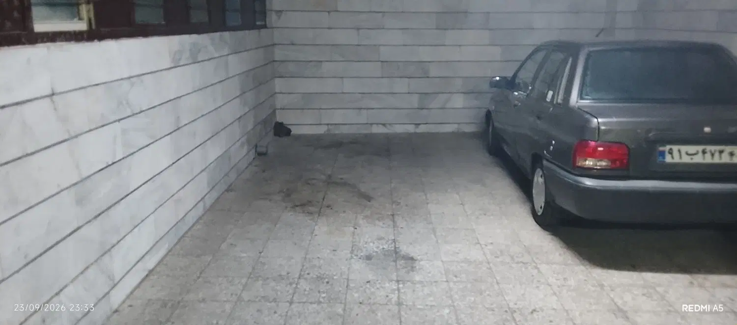 پارکینگ اتومبیل یک واحد
