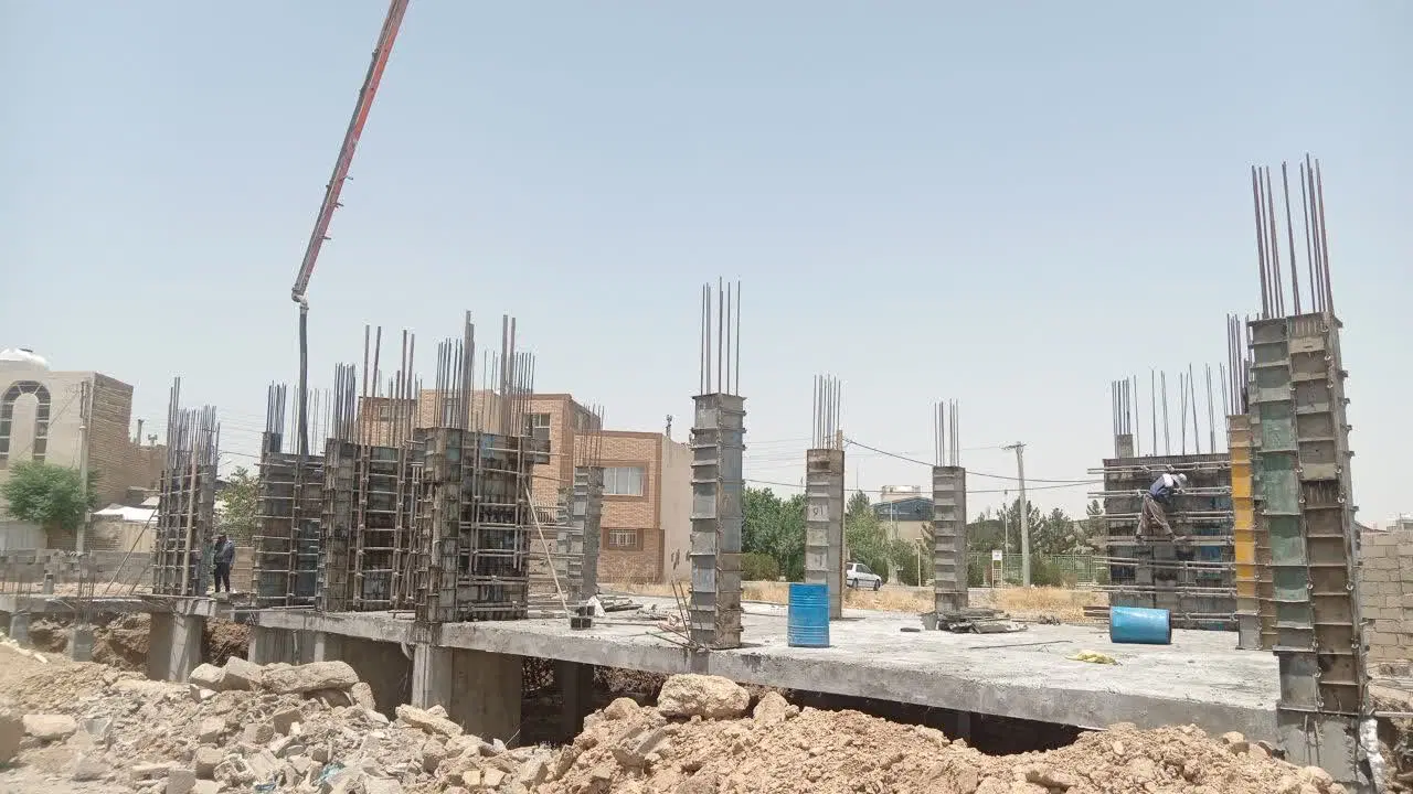300 متر تجاری‌ دو کله تهاتر