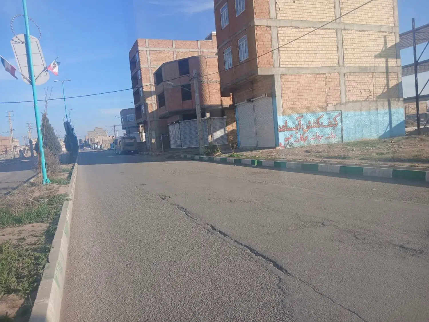 تجاری بر بلوار ولایت
