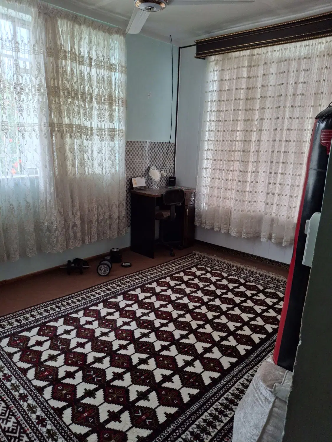 ویلایی دربست