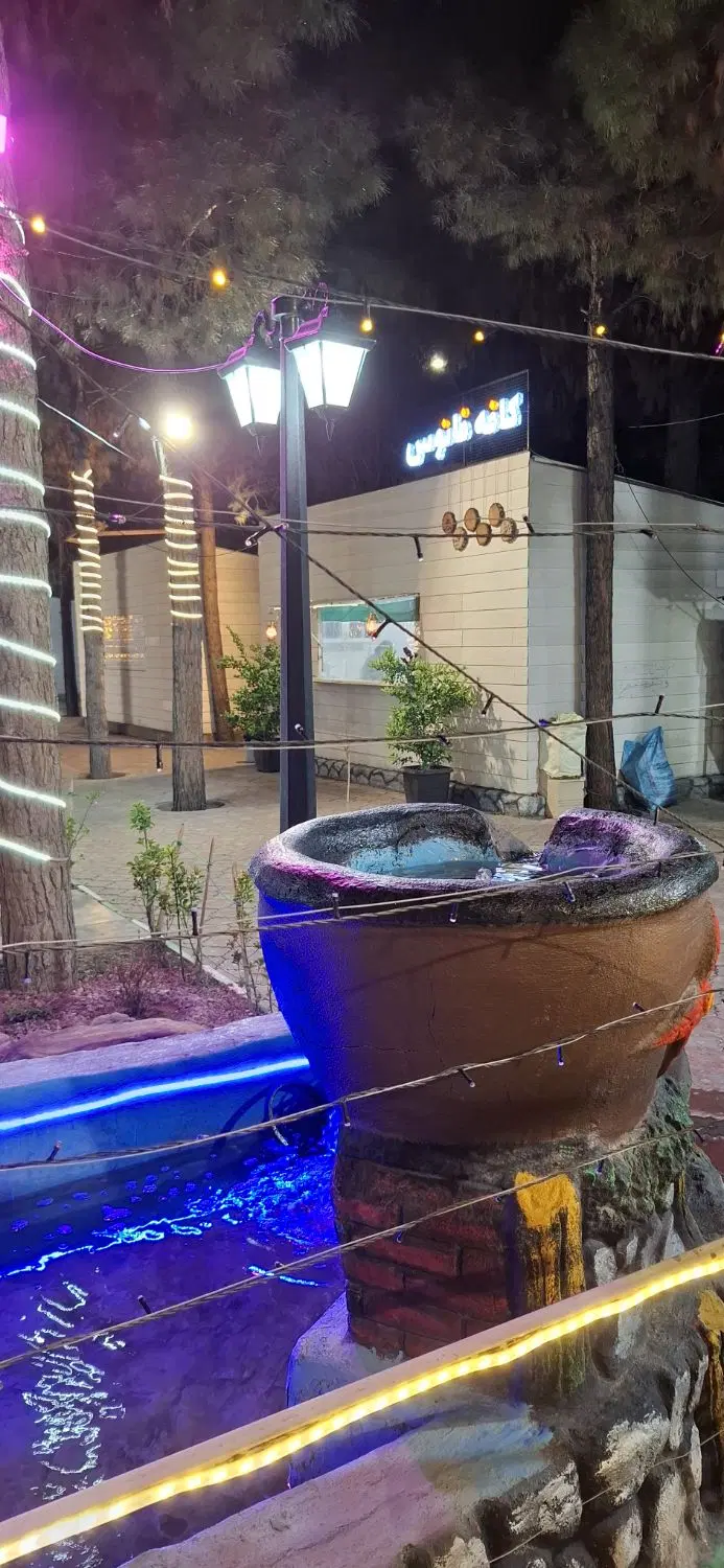 کبابی آماده کار