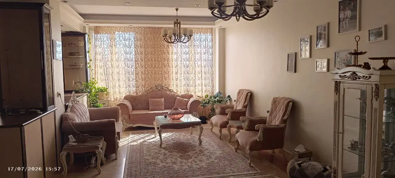 ۱۰۷ متر ،فجر