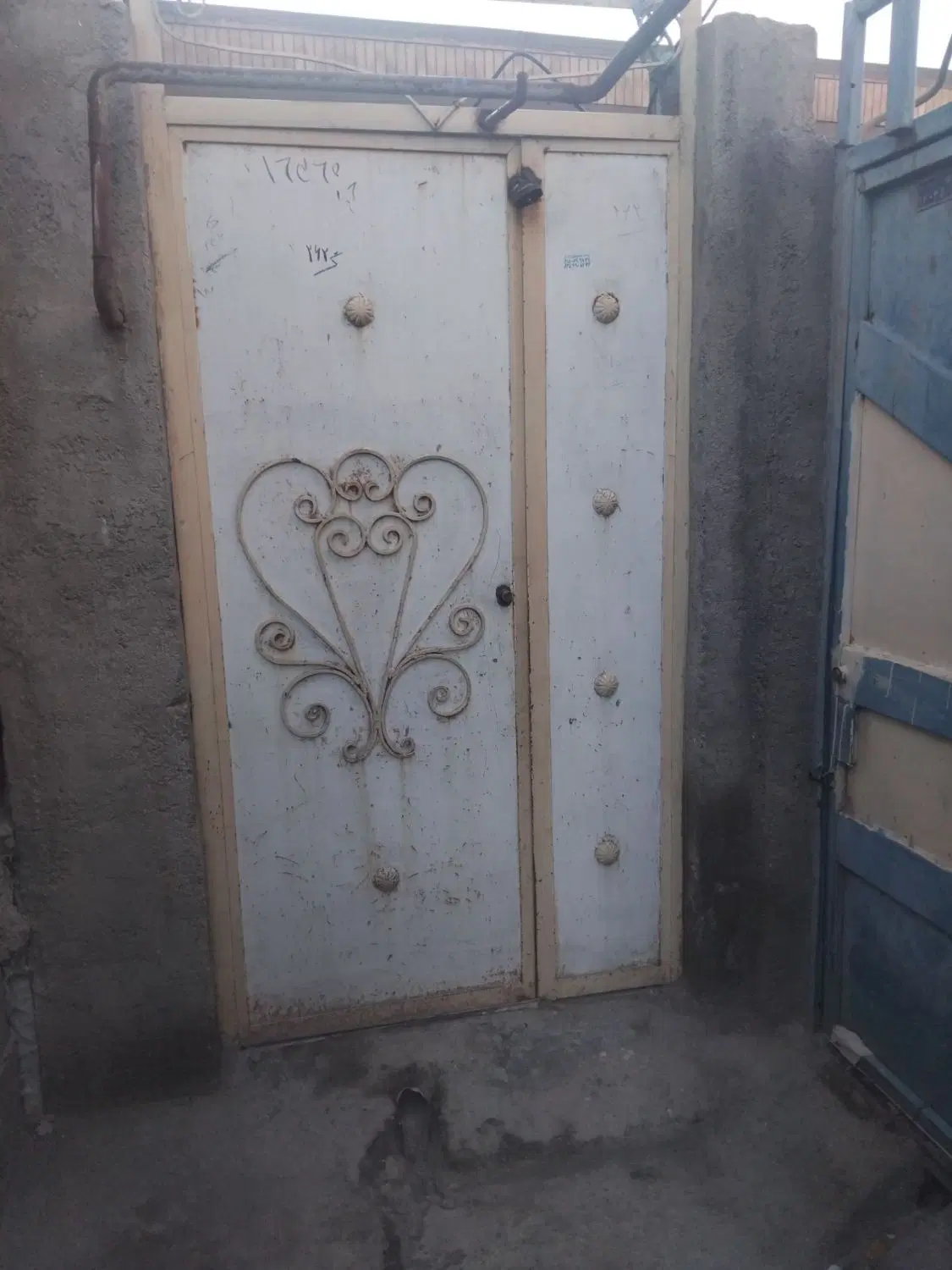 خانه ۱۰۰متر درخیابان مسجداعظم