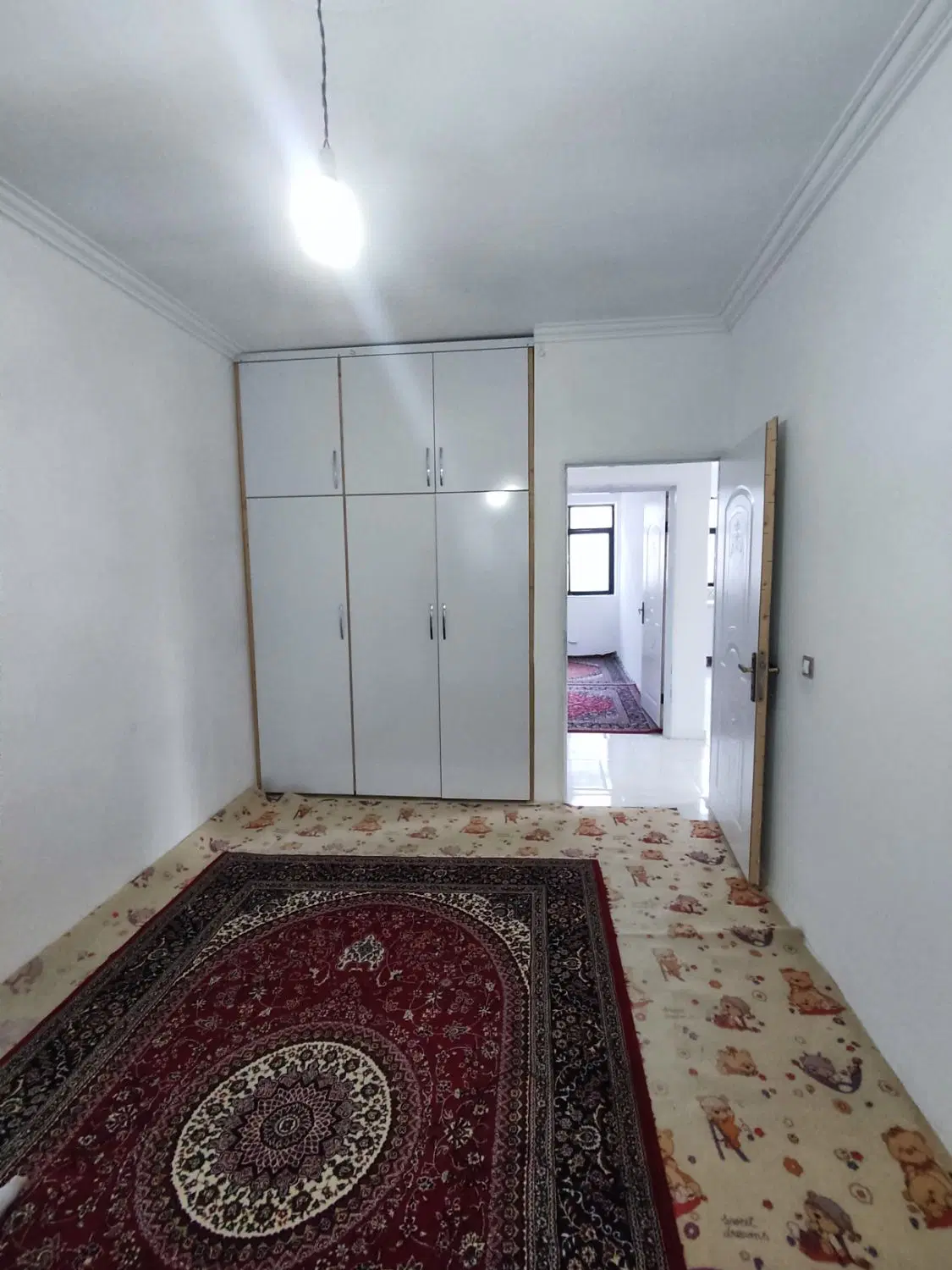 خانه ویلایی اجاره ای رستم اباد کوچ کشاورز ۳