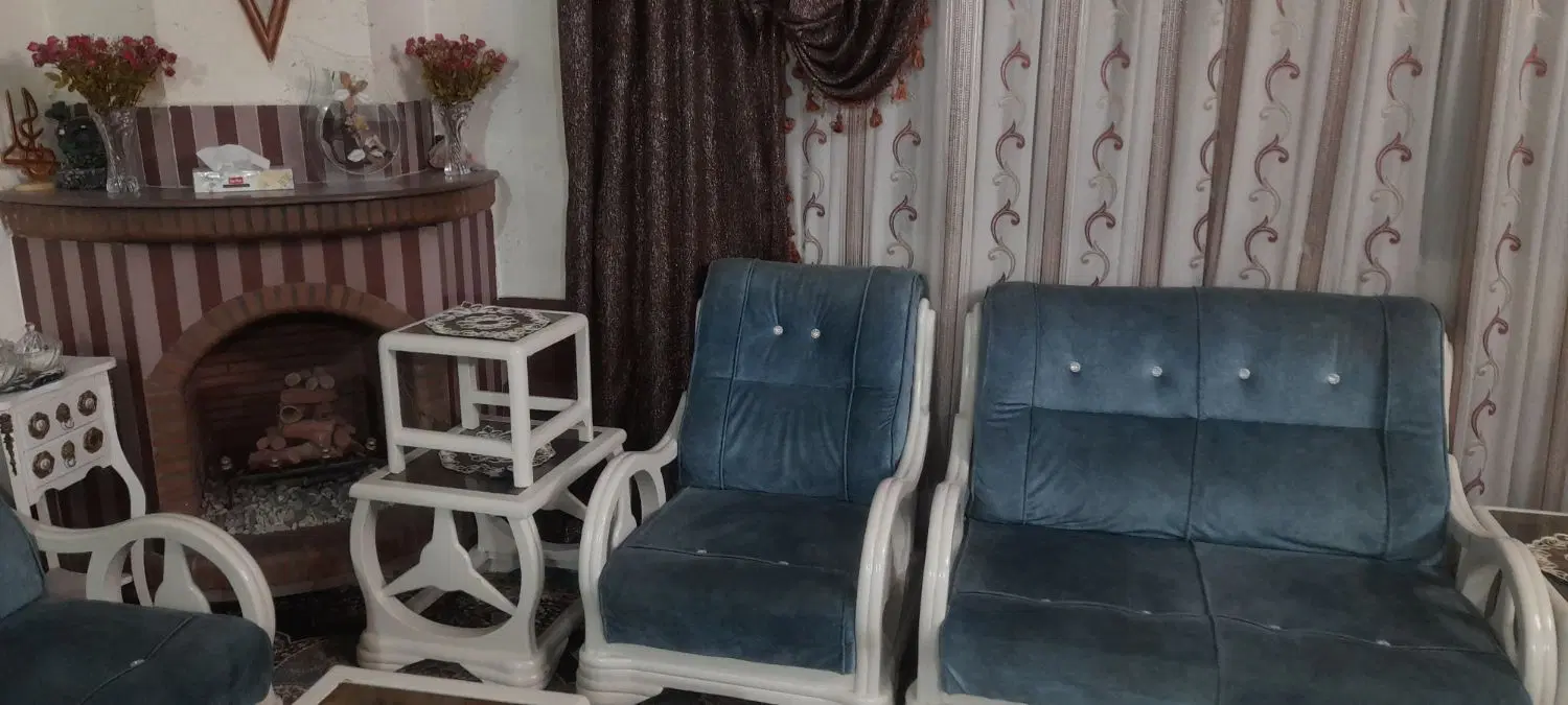 ویلایی بالوازم منزل خیابان شهیدکاظمی برخیابان اصلی