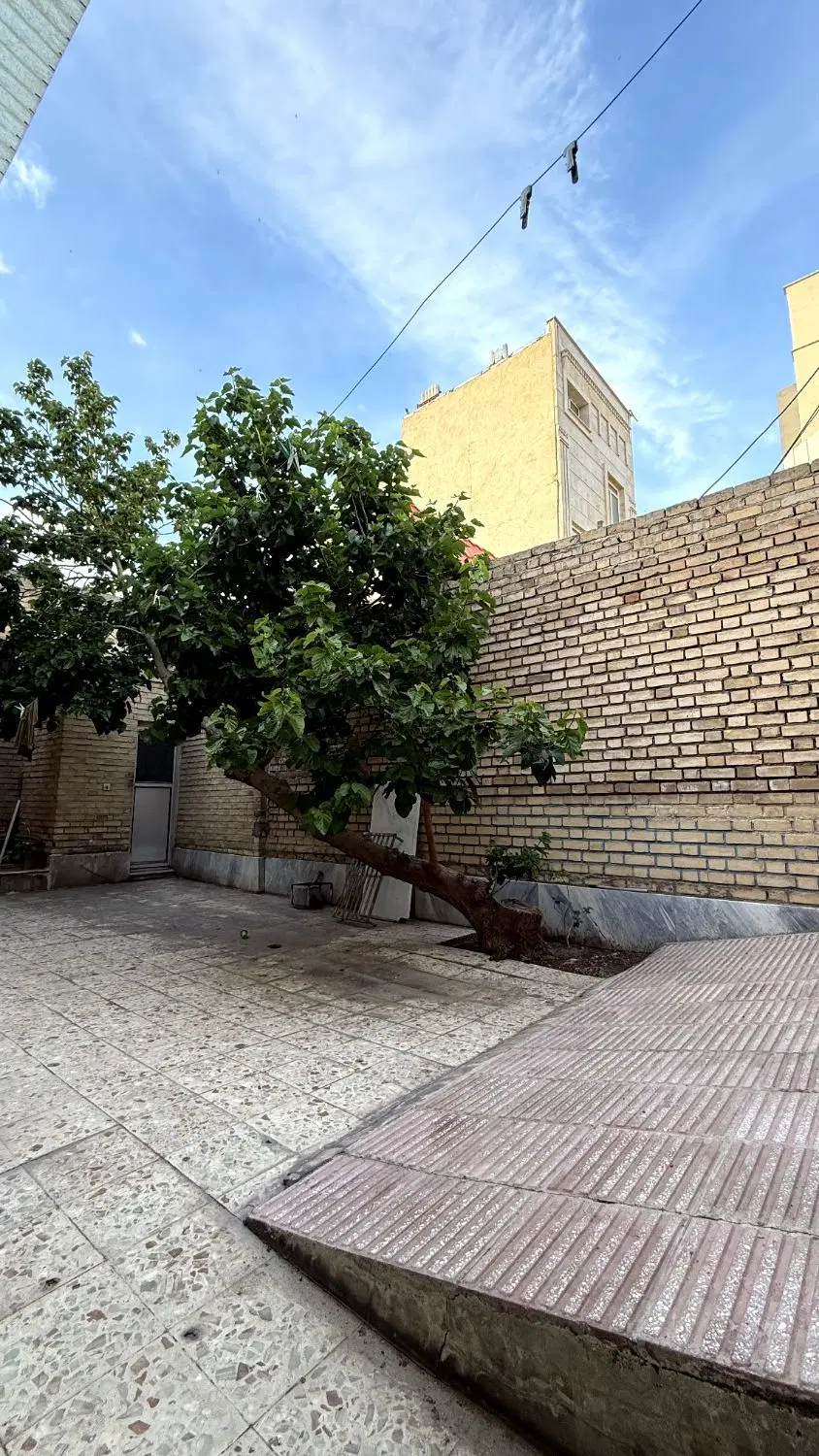 منزل ویلایی نزدیک حرم