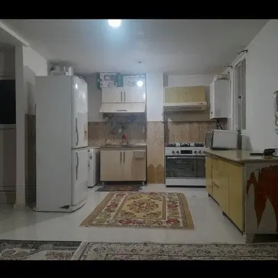 آپارتمان راه جدا همکف