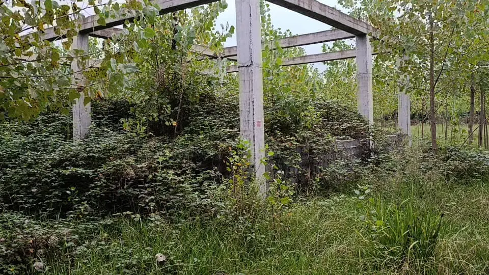فروش زمین بنای نیمه کاره