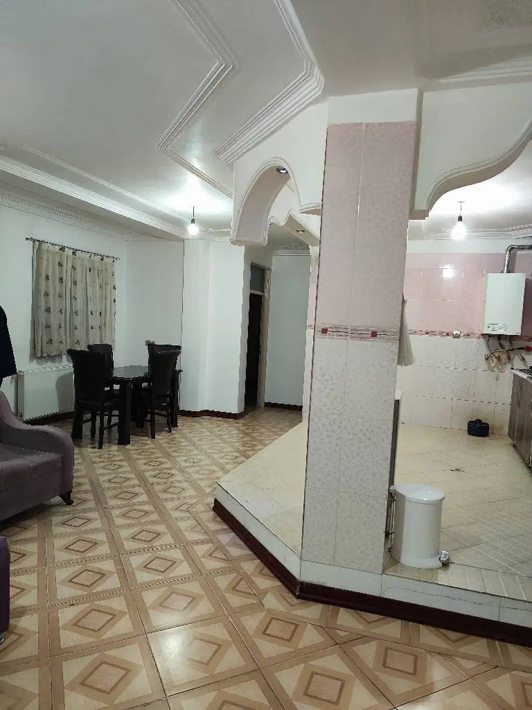 فروش یک آپارتمان در راین