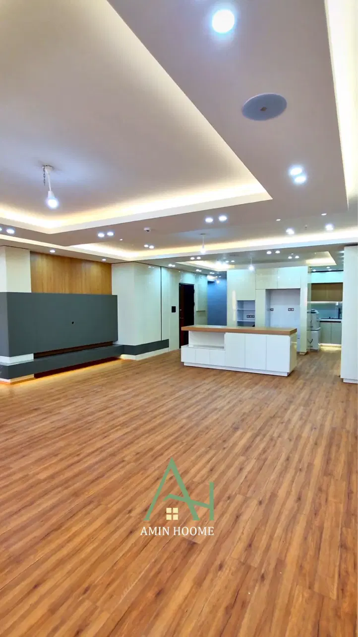 ۲۱۵ متر_۴ خوابه_کیانپارس غربی