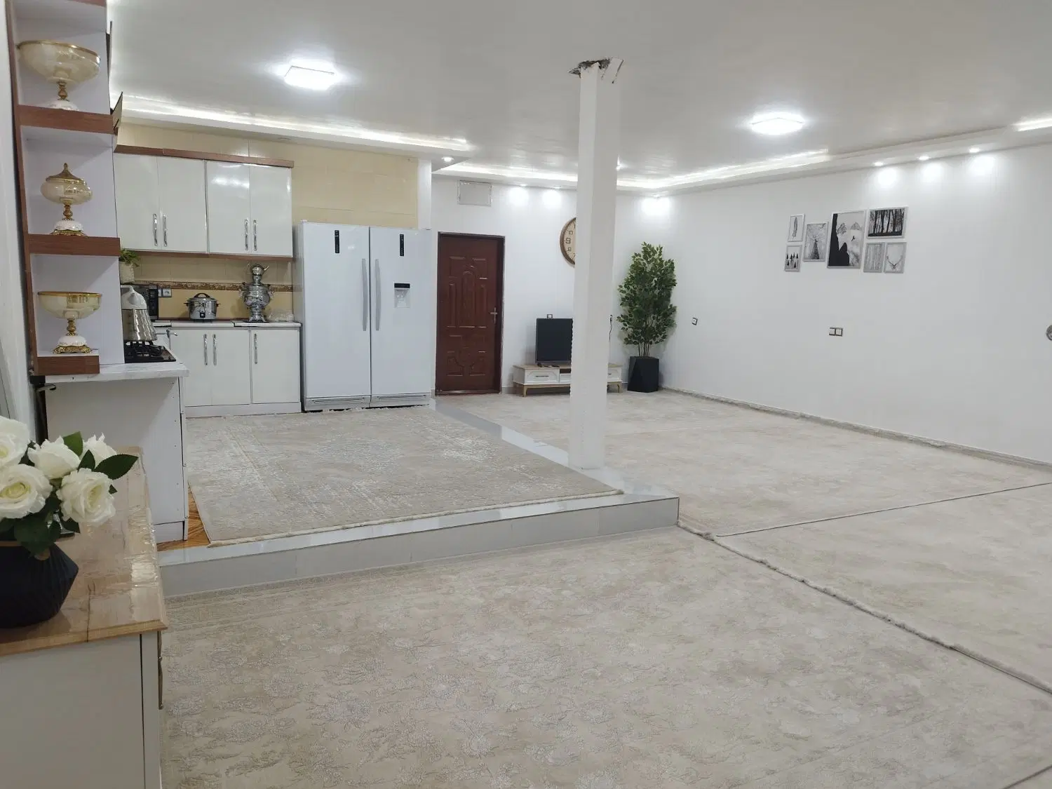 ساختمان ویلایی دو طبقه پاپی خالدار