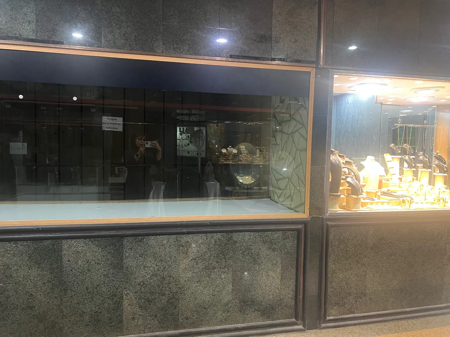 اجاره مغازه طلا فروشی در پاساژ ارگ