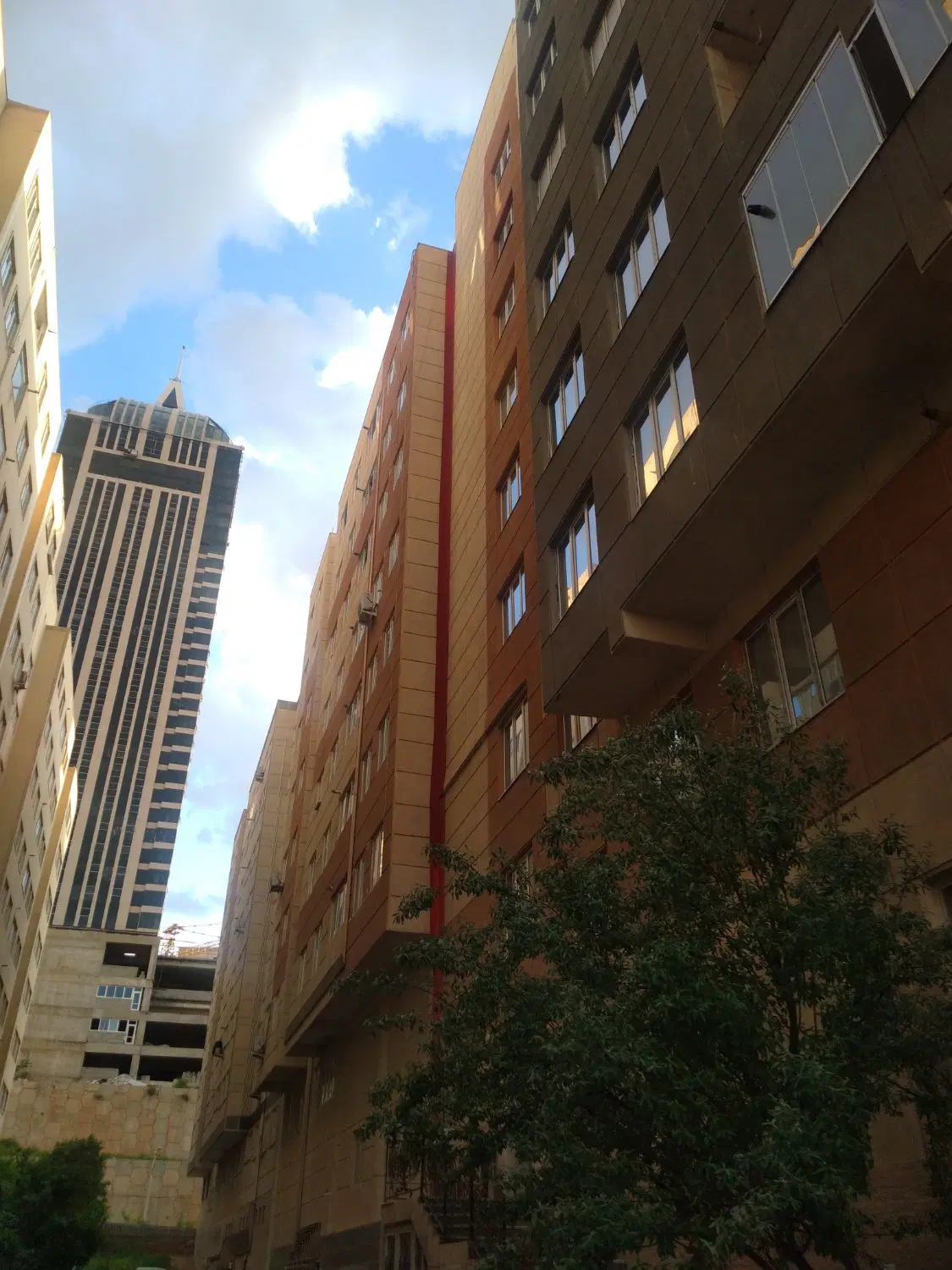 اپارتمان ۱۲۴متری ولیعصر پروین اعتصامی