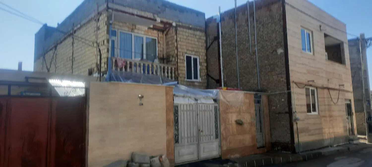 خانه دوطبقه ویلایی