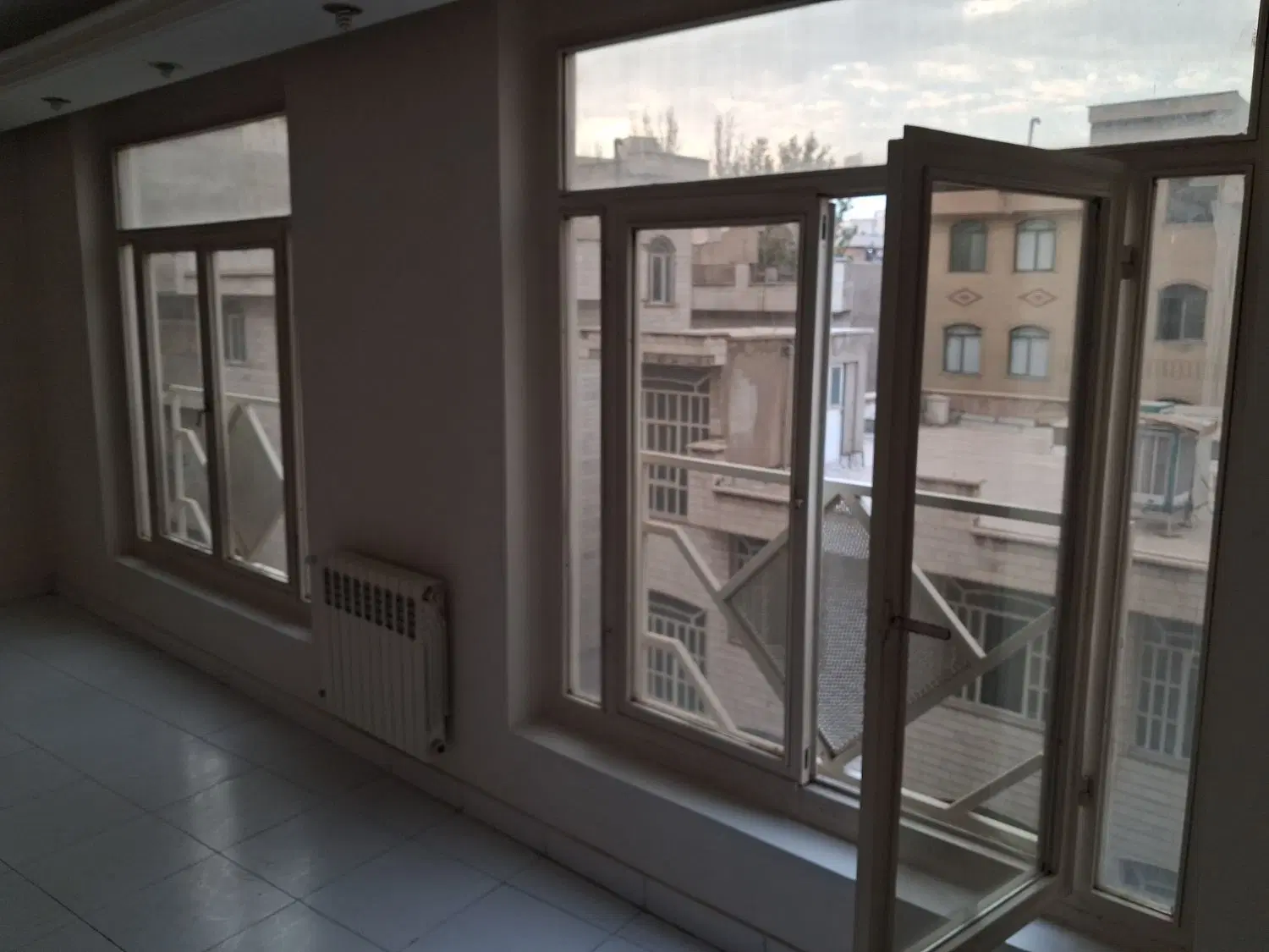 اپارتمان ۹۴متر تکواحدی