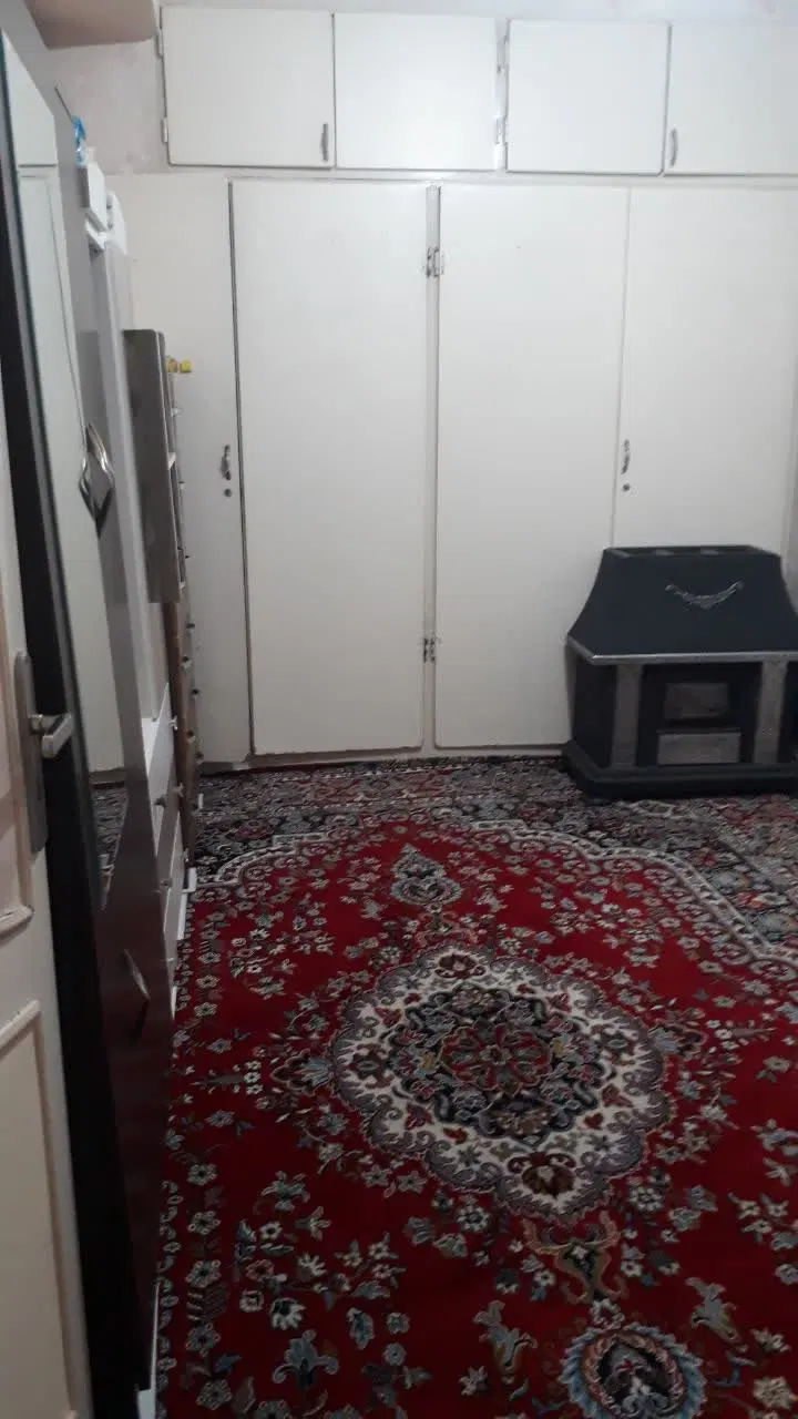 آپارتمان ۵۳ متری ، تک واحدی ، سند دار