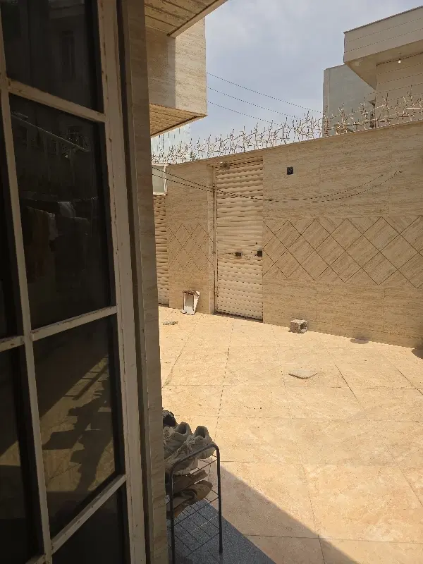 اپارتمان هم کف