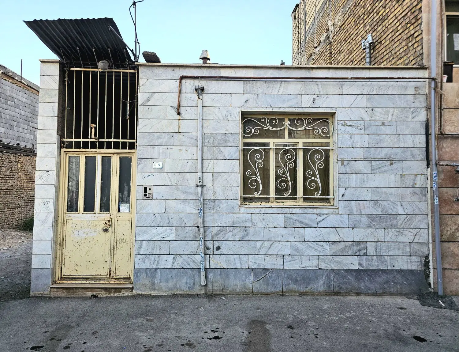 خانه ویلایی ۵۷ متری مهرشهر