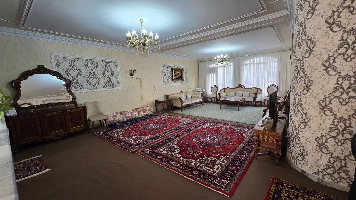 تمام رهن مسکونی شخصی ساز۱۴۰متری کوی فیروز نو بنفشه