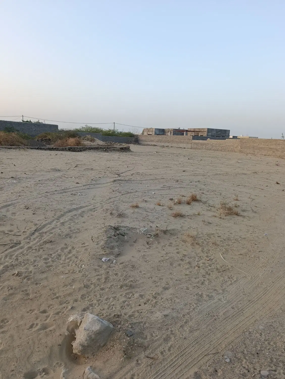 1000 متر زمین بر خیابان 12متری