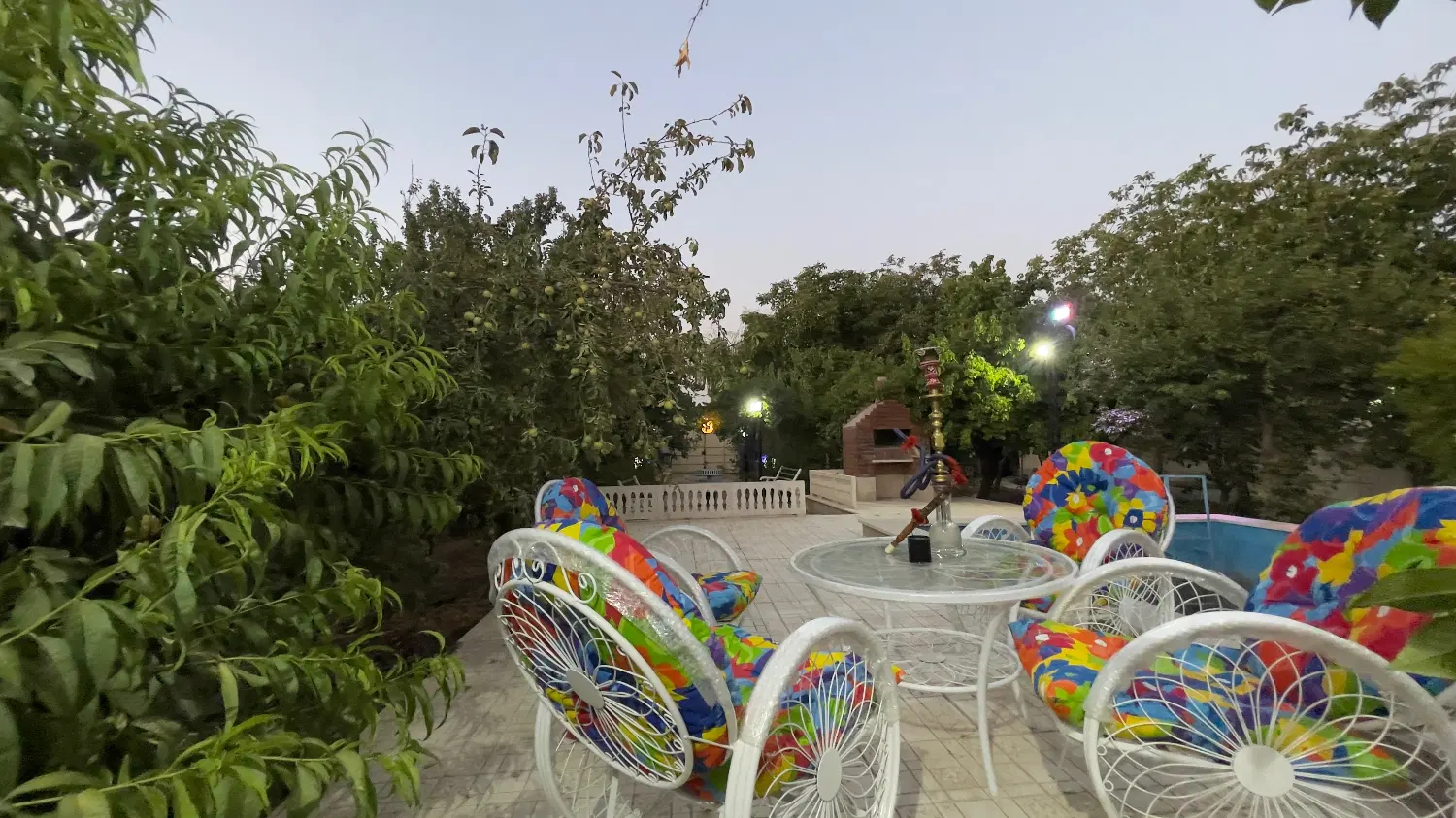 اجاره باغ ویلا سرسبز چهارباغ
