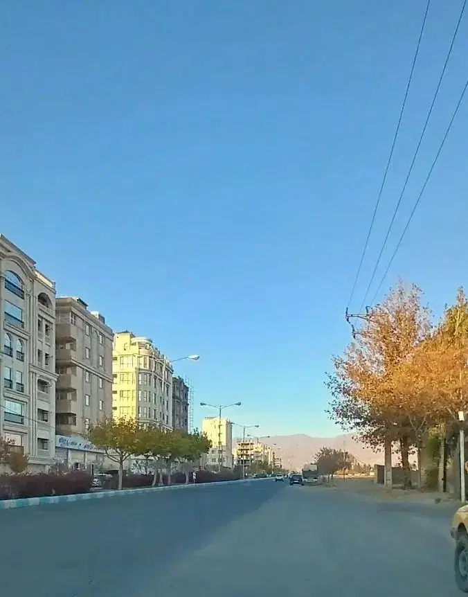 زمین حاشیه پژوهش