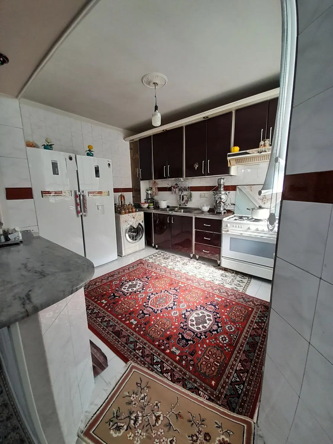 رهن آپارتمان ۸۰ متری دو خواب با پارکینگ ارغوان