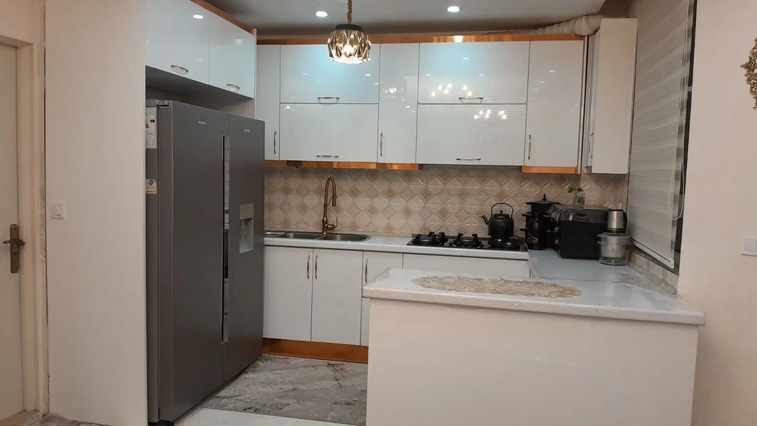 اجاره واحد ۶۰ متری عباسی کوچه جعفری