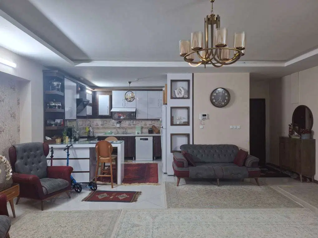 آپارتمان 96 متری چهارراه ورزش شاهد 20