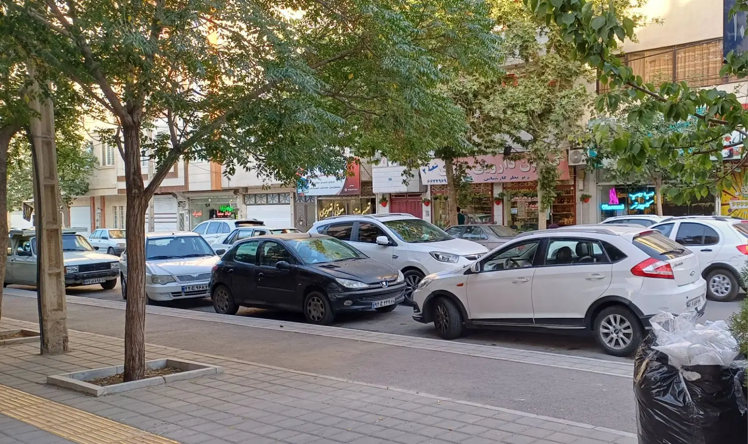 ملک تجاری دائم  فروش یا معاوضه با واحد