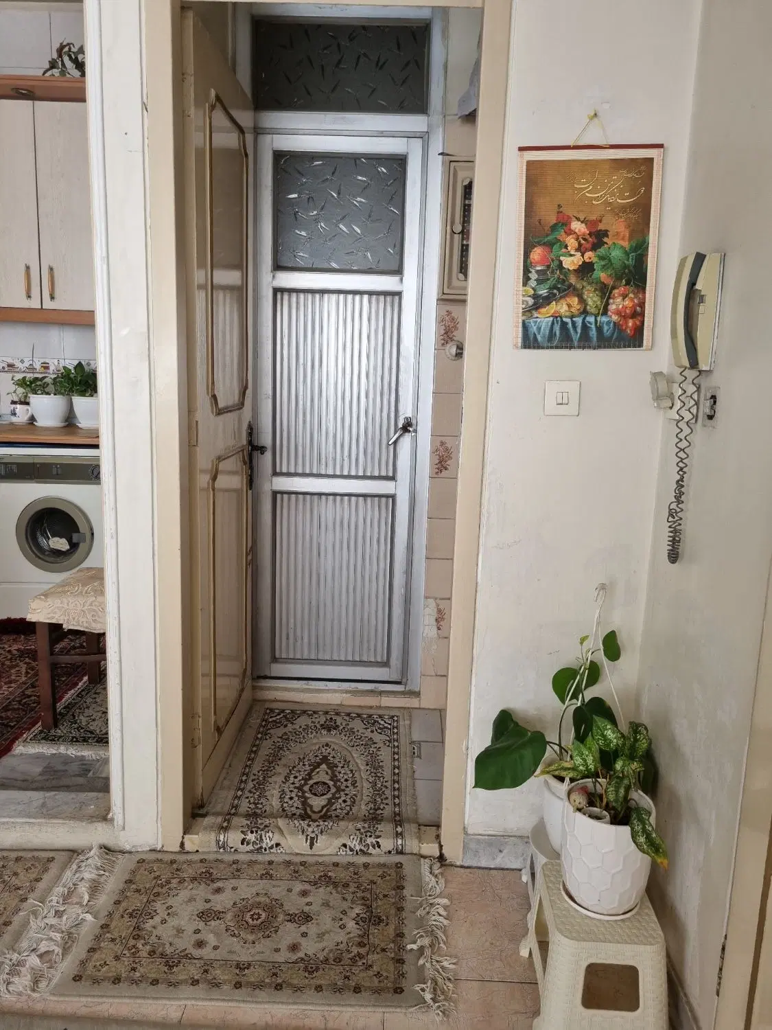 ۷۵ متری میدان گمرک (برای رهن)