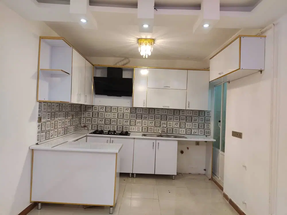 معلم شمسی پوررشتیان ویلای سندارحیاط دارفروش معاوضه