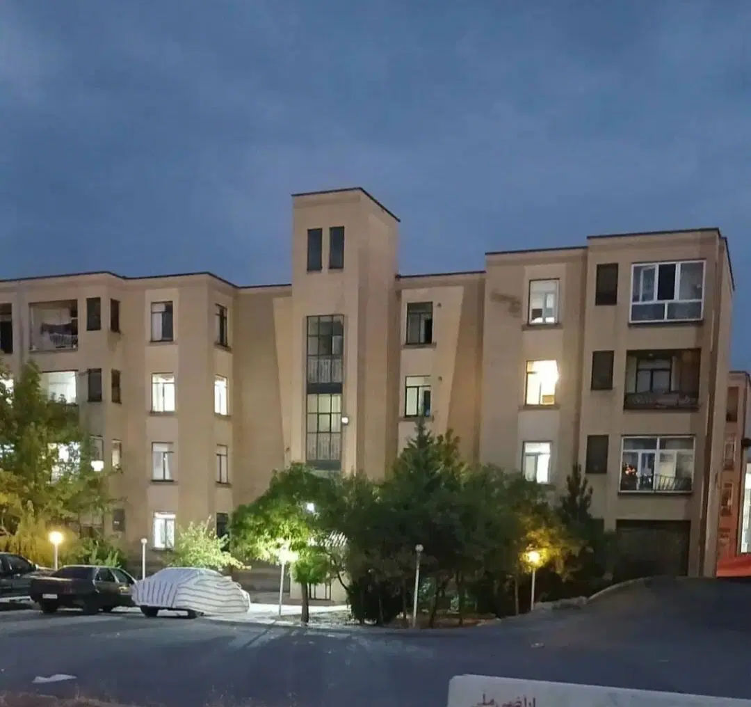 اجاره اپارتمان ۷۶۰ واحدی سه راه پاوان