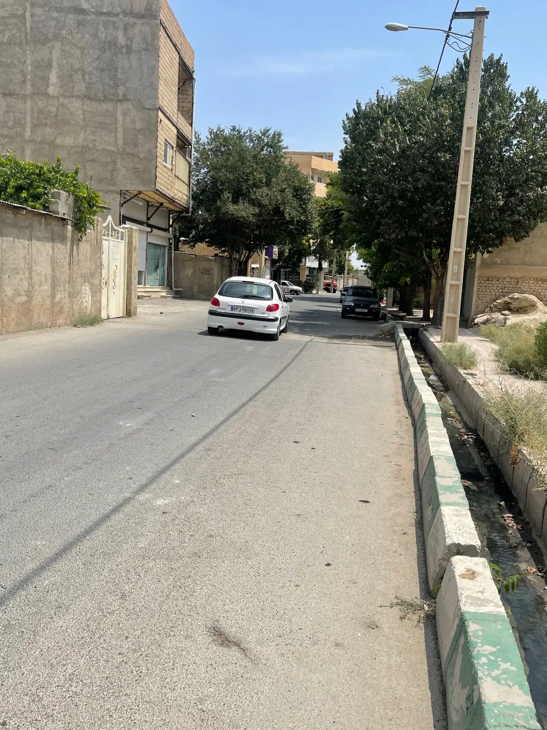 ۱۵۸ متر ملک بافت تجاری هم داره