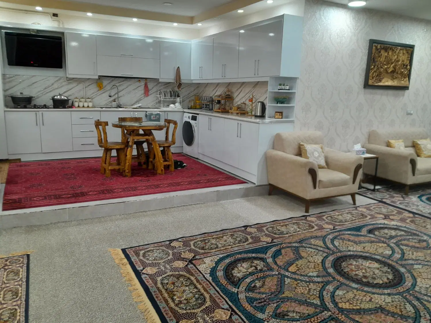 فروش ملک شهروند یک طبقه بالا