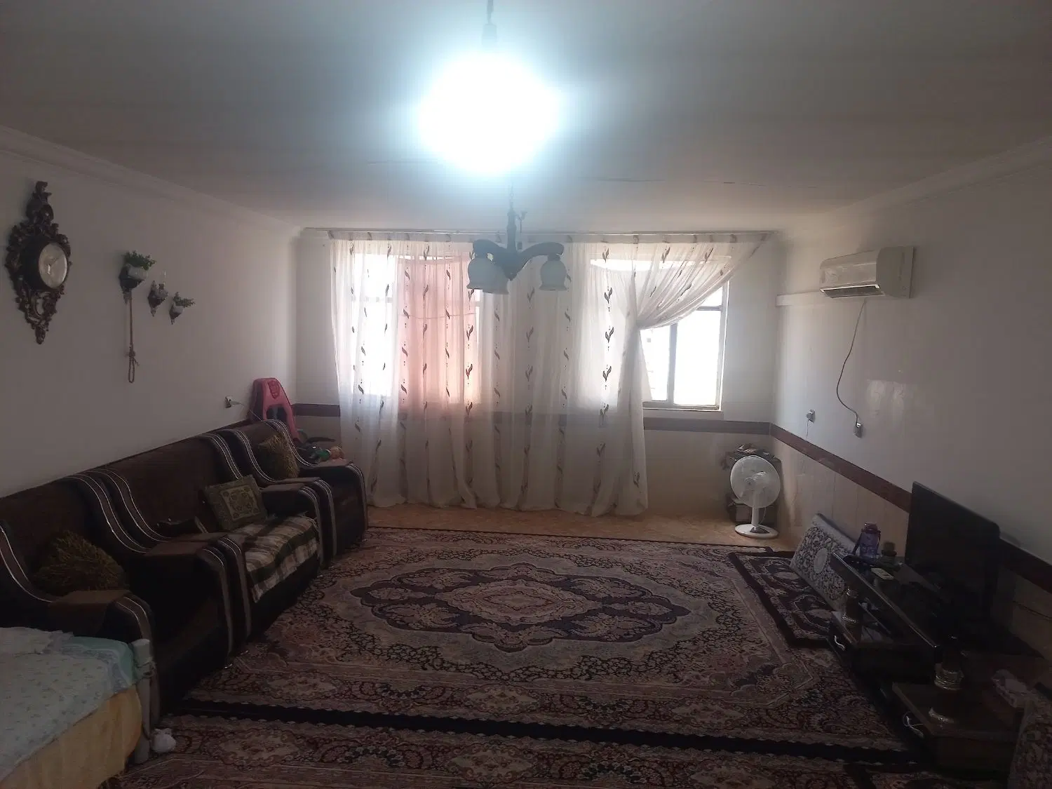 خانه سنددار واقع در دایی ۱۴ نزدیک خیابان اصلی