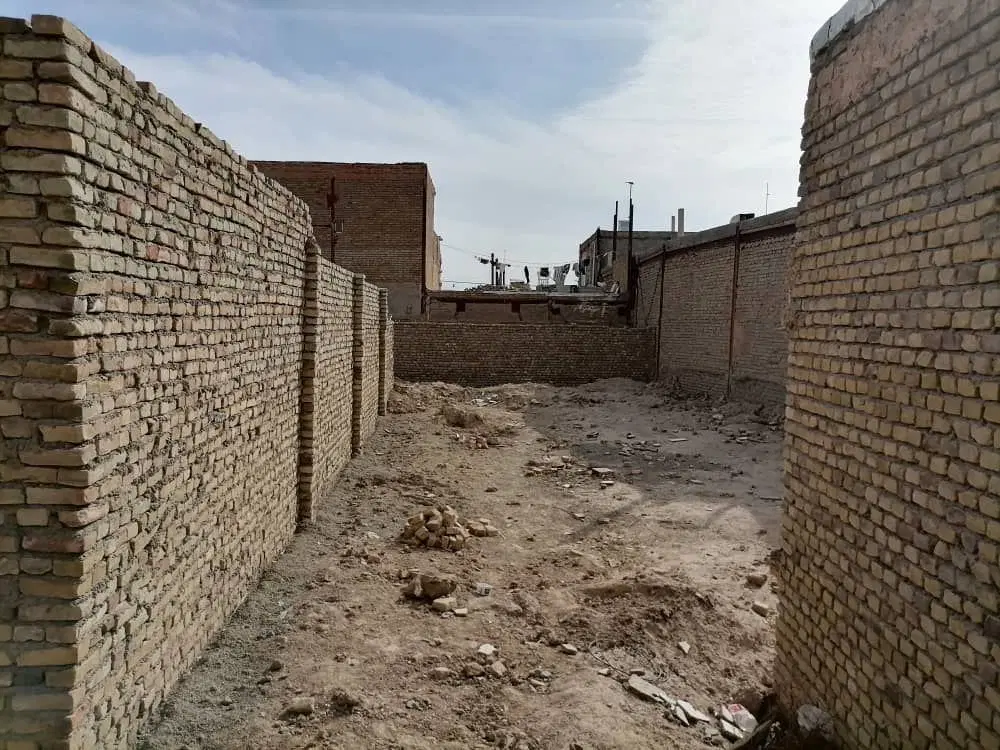 زمین مسکونی در مرکز ایزی با وام و سند تکمیل