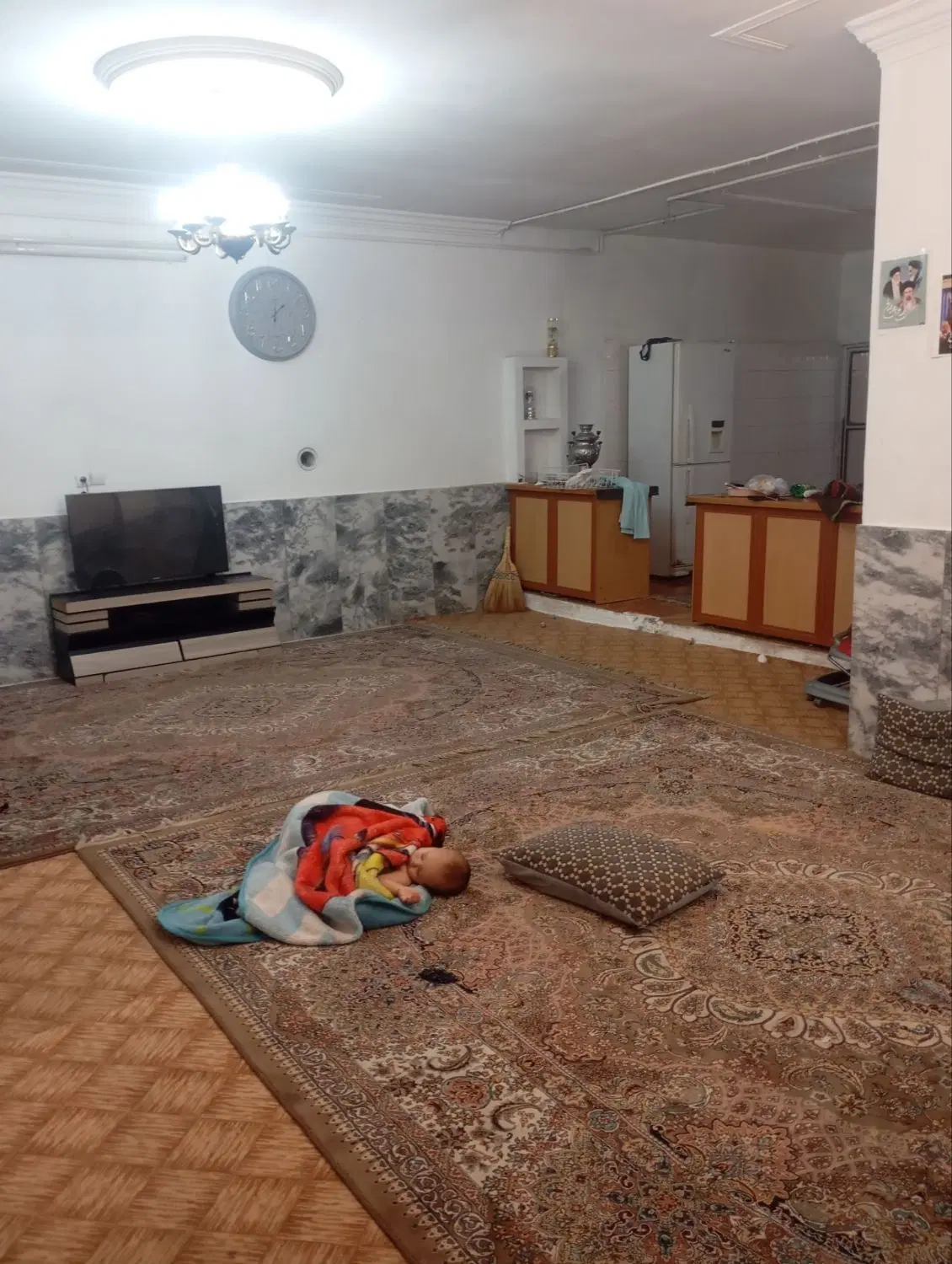 آپارتمان تمیز و مرتب