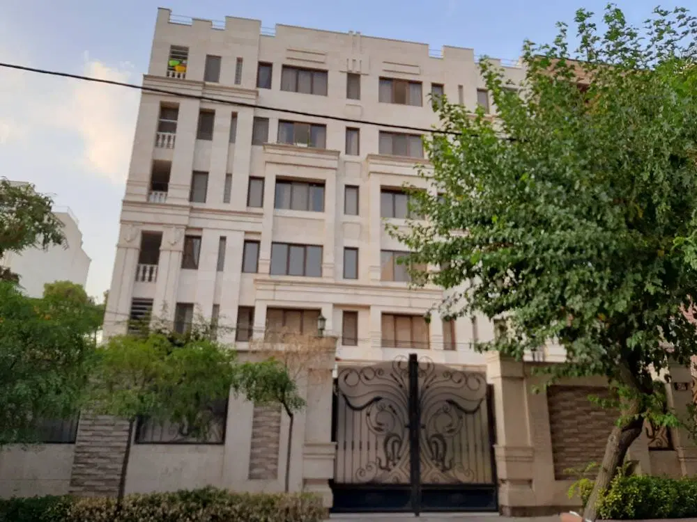 آپارتمان ۹۶ متر دو خوابه تهرانپارس امیرتوکل