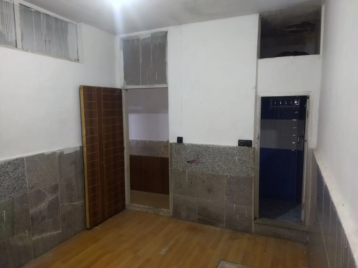 اجاره آپارتمان یک خوابه با حیات اختصاصی و پارکینگ
