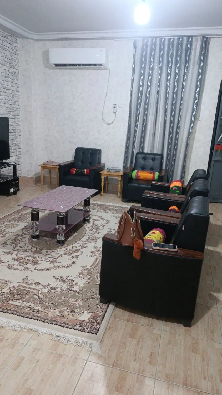 اجاره سالانه واحد آپارتمان طبقه همکف